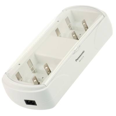Φορτιστής Μπαταριών Panasonic BQ-CC15 Universal 4 Θέσεων και Αυτόματη Αναγνώριση Πλήρους Φόρτισης. Γρήγορη Φόρτιση 6 Ωρών Συμβατ