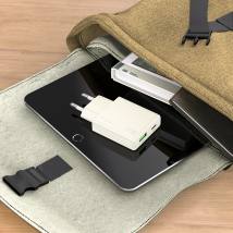 Φορτιστής Ταξιδίου Hoco N45 Biscuit Ultra Thin με 2 Εξόδους Φόρτισης USB-C PD30W και USB 18W QC3.0 Slim Moonlight White