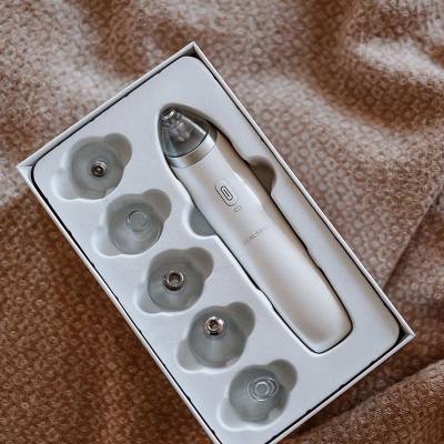 Συσκευή για Βαθύ Καθαρισμό / Δερμοαπόξεση Προσώπου με Αναρρόφηση (vacuum) και 6 Κεφαλές