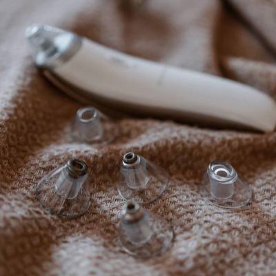 Συσκευή για Βαθύ Καθαρισμό / Δερμοαπόξεση Προσώπου με Αναρρόφηση (vacuum) και 6 Κεφαλές