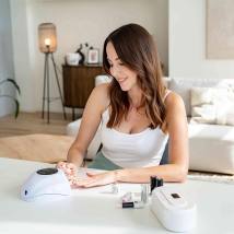 Επαναφορτιζόμενη Συσκευή Απολύμανσης Εργαλείων Μανικιούρ-Πεντικιούρ