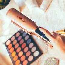 Ψηφιακή Πρέσα Μαλλιών με Κεραμικές Πλάκες με Επίστρωση Micro Glitt 230˚C