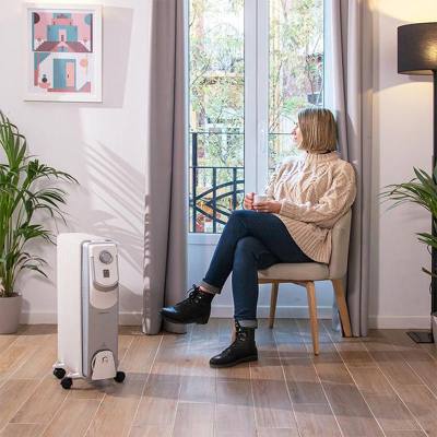 Καλοριφέρ Λαδιού Με 9 Φέτες 2000 W