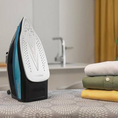 Σίδερο 2600W με Βολή Ατμού 200 G/Min