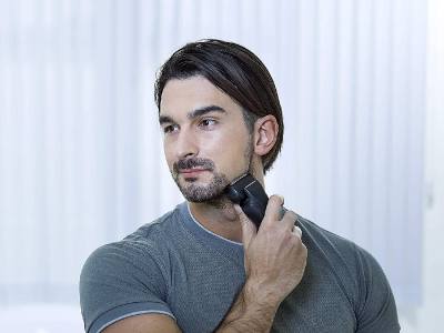 Επαναφορτιζόμενη Ξυριστική Μηχανή Panasonic ES-RT37-H503 Μαύρη