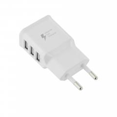 LAMTECH 3xUSB CHARGER 2,1A WHITE