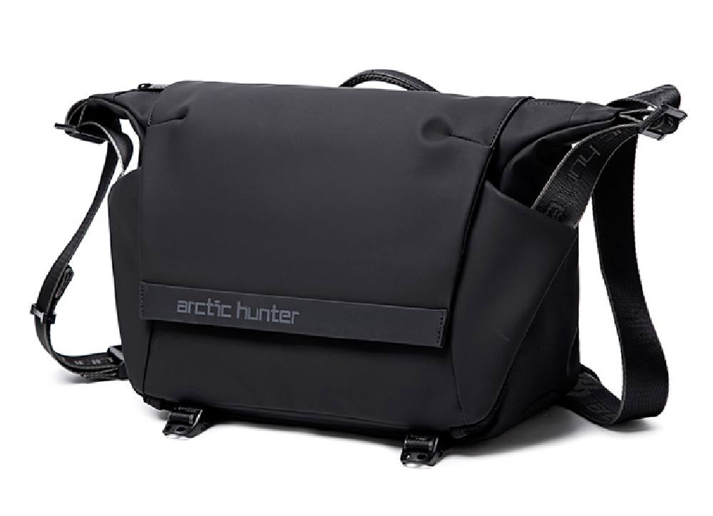 ARCTIC HUNTER τσάντα ώμου K00152 με θήκη tablet, 13L, μαύρη
